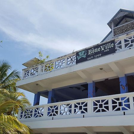 פונטה גורדה The Sea Front Inn מראה חיצוני תמונה